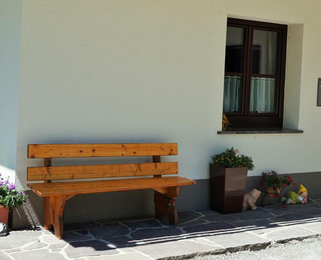 Ferienwohnung Hausleitner Zell am Moos Exterior foto
